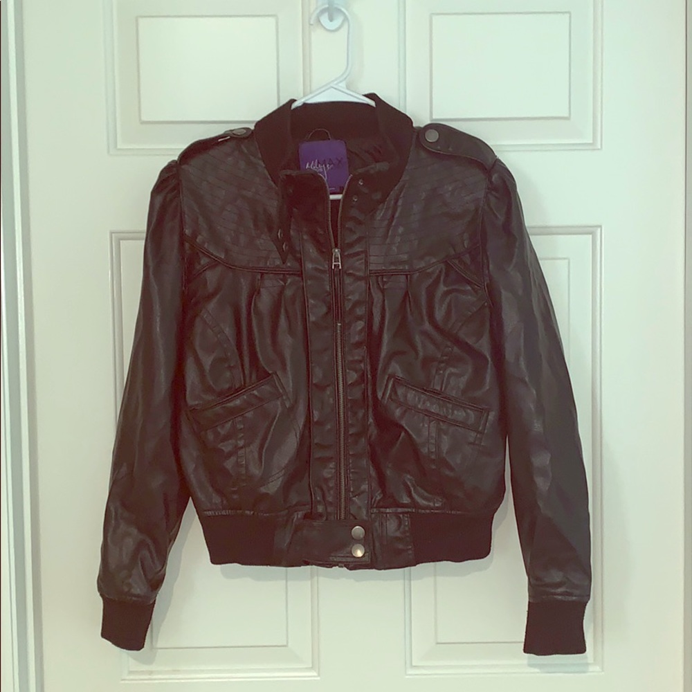 🖤Miley Cyrus faux leather jacket 🖤